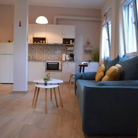 Marieli Apartment Perama  外观 照片